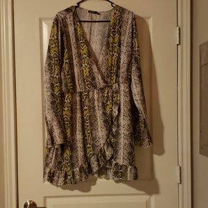 ❤ Boohoo Snakeskin Dress ❤